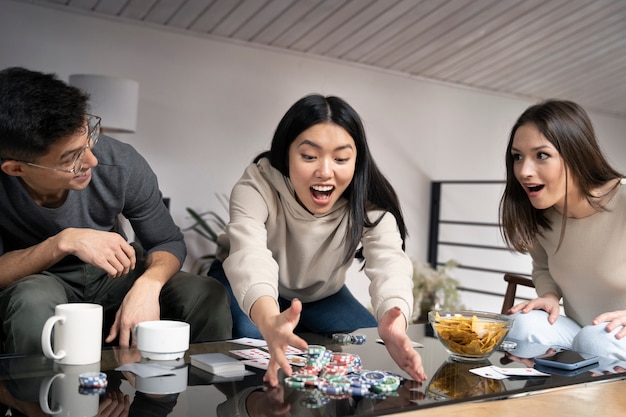 揭秘加拿大28开奖接口：彩票有奖游戏的趣味与品牌魅力